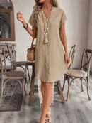 Vestido Mini Casual de Manga Corta con Botones Frontales