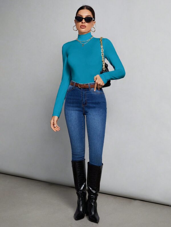 Top Cuello Alto Ajustado en Color Sólido Ideal para Otoño e Invierno - Image 13
