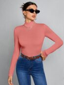 Top Cuello Alto Ajustado en Color Sólido Ideal para Otoño e Invierno