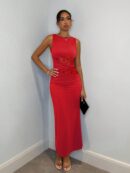 Vestido Largo Elegante con Detalles de Encaje y Abertura