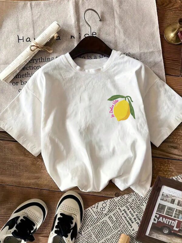 Camiseta Casual con Estampado de Limones y Cuello Redondo - Image 39