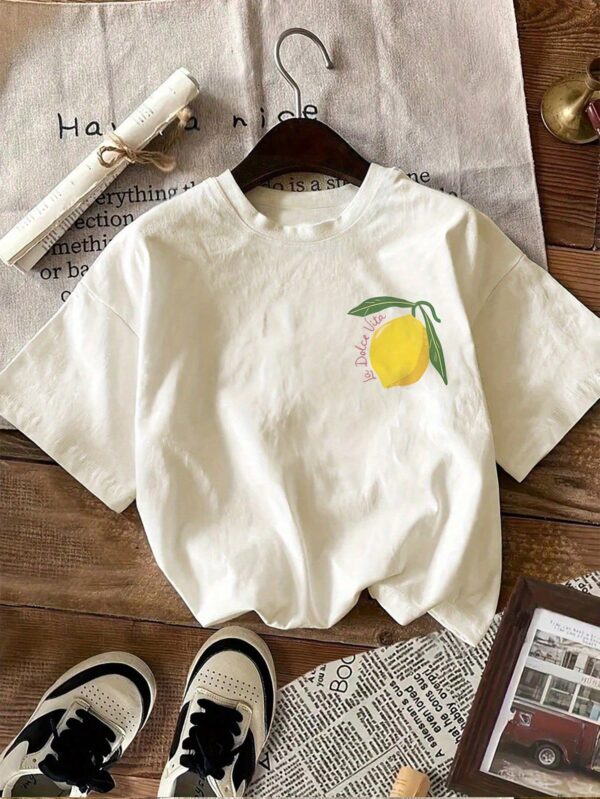 Camiseta Casual con Estampado de Limones y Cuello Redondo - Image 6