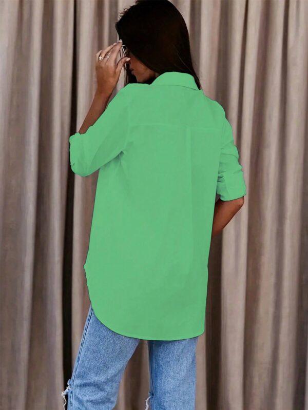 Camisa Casual de Manga Larga con Botones y Cuello en V - Image 30