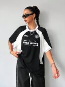 Remera Oversize Deportiva con Estampado de Bloques de Colores