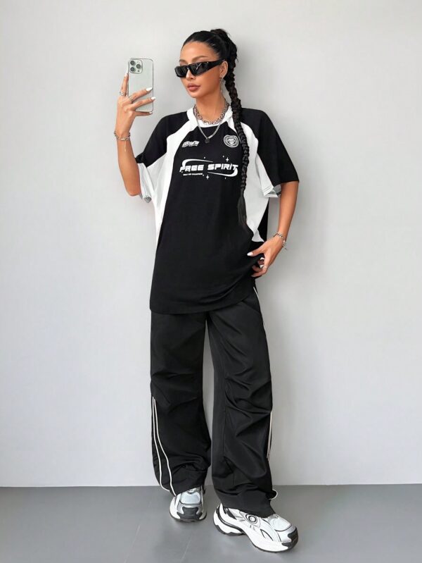 Remera Oversize Deportiva con Estampado de Bloques de Colores - Image 20
