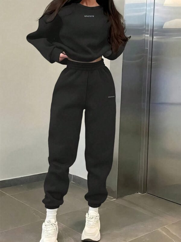 Conjunto Casual de Buzo y Pantalón con Estampado de Letras (2 Piezas) - Image 11