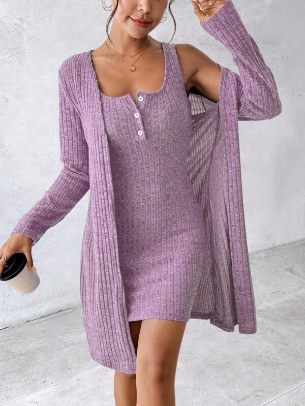 Conjunto de Vestido y Chaqueta en Tejido de Punto Azul - Image 31