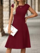 Vestido Mini de Punto Negro Elegante con Cintura Entallada
