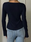 Top Casual de Manga Larga con Cuello de Estrás y Color Sólido