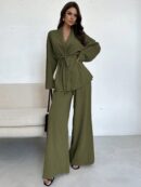 Set Elegante y Casual de Shacket y Pantalón con Cinturón