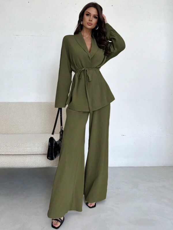 Set Elegante y Casual de Shacket y Pantalón con Cinturón - Image 27