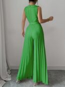 Mono Elegante de Doble Botonadura con Pliegues y Cinturón