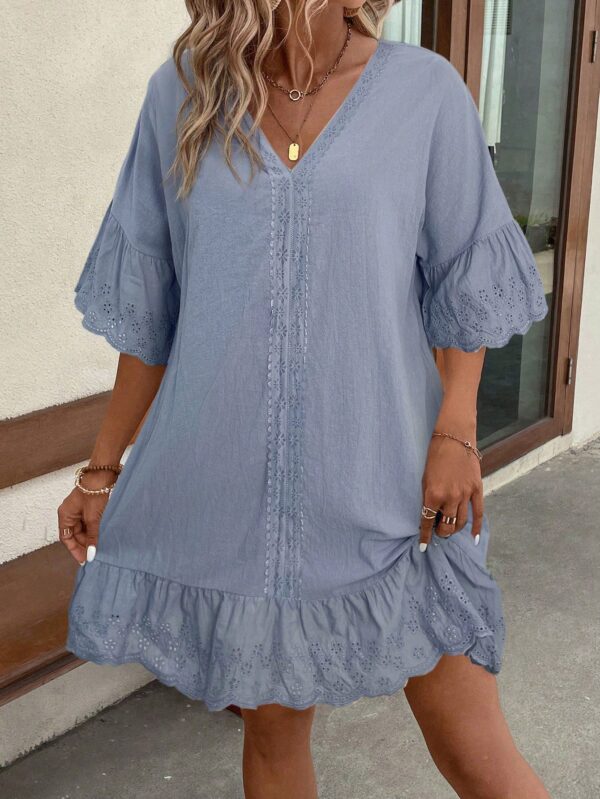Vestido de Verano Casual con Encaje y Cuello en V - Image 4
